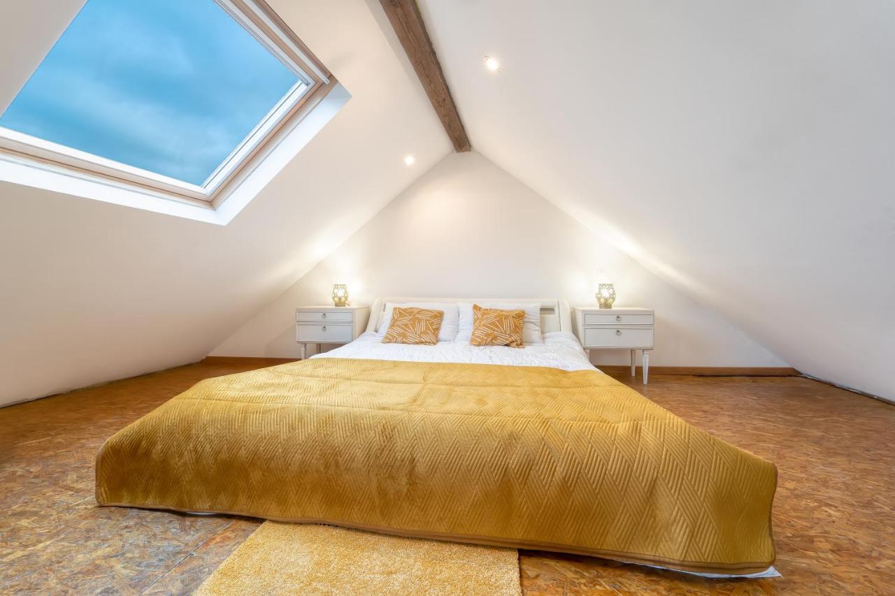 Appartamento Sous Les Etoiles Metz Luxembourg Un-Sejour-A-Part Clouange Esterno foto
